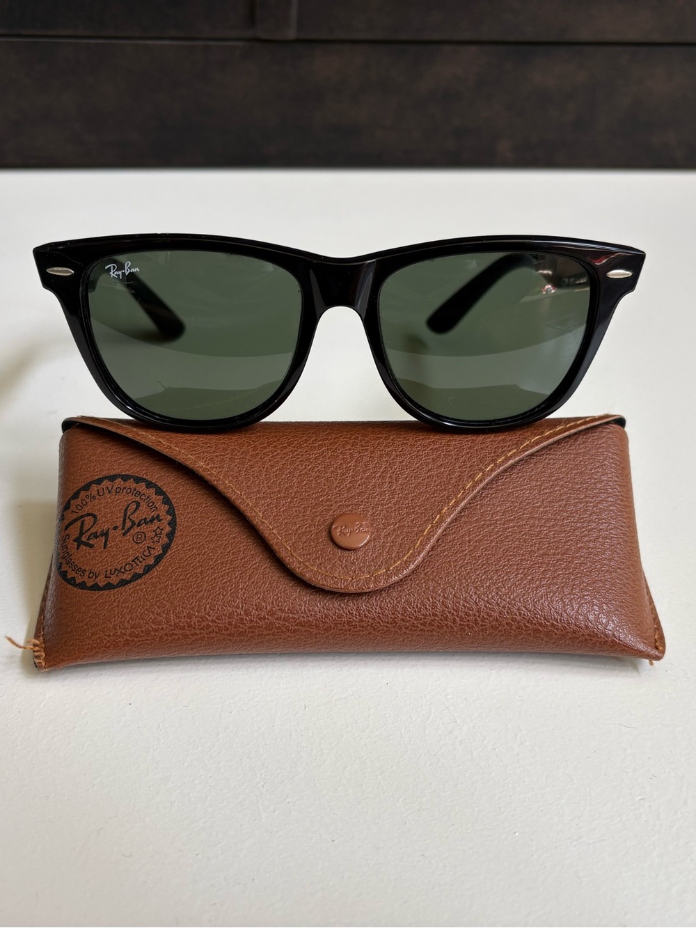 Ray Ban Wayfarer Classic Sunglasses